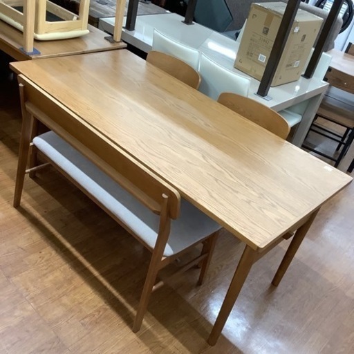 ベンチダイニング　4点セット　UNICO 座面シミ有　KIRP ブラウン　317