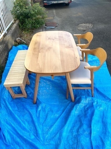 ダイニングセット　ダイニングテーブル　椅子