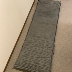 4つセット　クイックキャンプ　インフレーターマットの画像