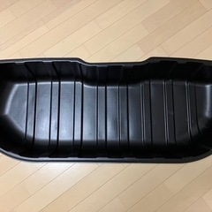 c26セレナ  リアアンダーラゲッジトレイ