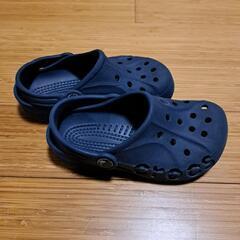 crocsサンダル二足の画像