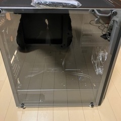 値下げしました　自作PC派に大人気！　パソコンケース　thermaltake  versa H26の画像