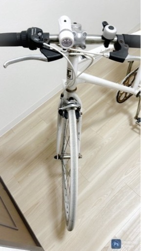 【美品】クロスバイク　700 28C タイヤは細くかなり速いです。 美品】クロスバイク 700 28C タイヤは細くかなり速いです。