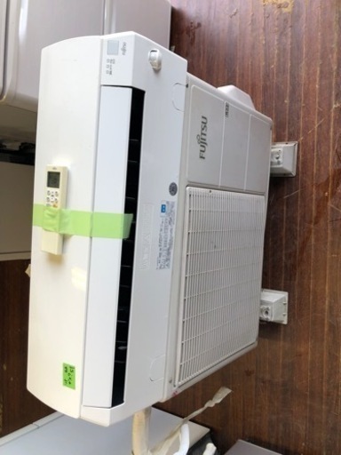 福岡市内配送取付込み金額　（14畳・100V対応）富士通ゼネラル FUJITSU GENERAL AS-J40E-W [人感センサー搭