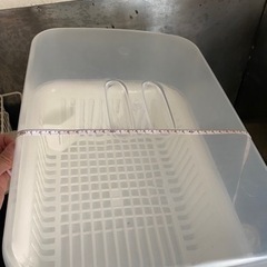 カバー付き食器水切りかご　キッチン用品の画像