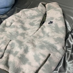 NIKE  ジャケットリバーシブルの画像