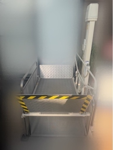 車椅子昇降機
