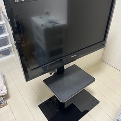 【美品】テレビと壁寄せテレビスタンドセットの画像