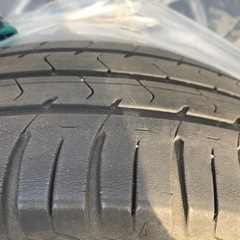 車のパーツ タイヤ、ホイールの画像