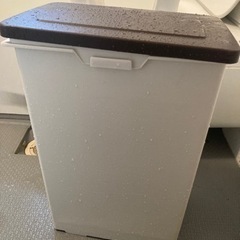 【決まりました】45Lゴミ箱の画像