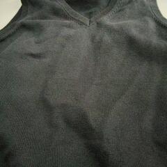 🉐【美品】学校指定ニットベスト　紺の画像