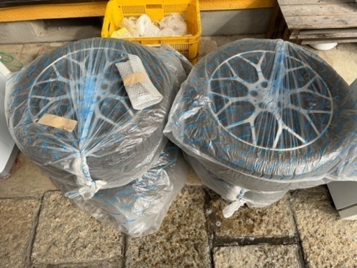 ★VENERDI タイヤホイールセット　スタッドレス