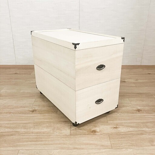 未使用新品アウトレット 総桐雛人形ケース 2段深深 押し入れ 桐衣装ケース 桐箱 クローゼット 五月人形 キャスター付 タンス 衣装箱