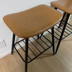 【4/6処分予定】レザー調スツール2個セット　カウンターチェアー　椅子の画像