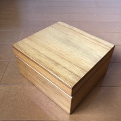 木製ジュエリーボックスの画像