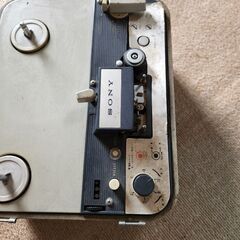 映写機(作動しませんジャンクに使用してください