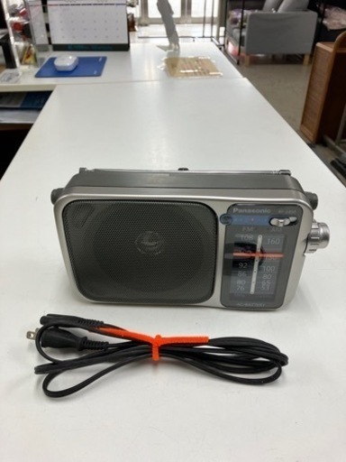 取引場所 南観音 A2403-585 Panasonic FM/AMラジオ RF-2450 汚れキズあり 動作確認済み ACケーブル他社製品