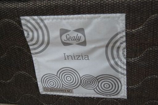 Sealy ダブルベッド マットレスのみ Inizia 幅141×奥行196×厚み26㎝ ベット シーリー イニジア 札幌市 清田区 平岡