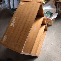 カラーボックス　ガムテープ跡有りの画像