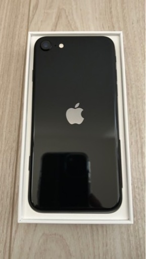 iPhone se 第二世代64g SIMロック解除済み