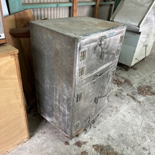 骨董品、冷蔵器