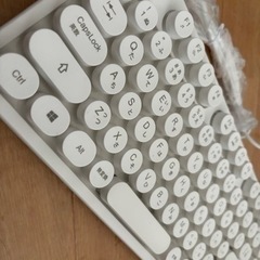 エレコム有線キーボードTRTUS01WHほぼ未使用の画像