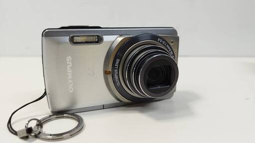 OLYMPUS u-7020 12 MEGAPIXEL デジタルカメラ