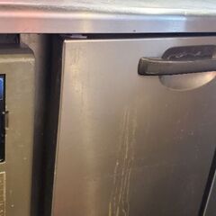 コールドテーブル(ホシザキ冷凍庫２枚扉)無料で差上げますの画像