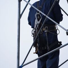 「高い技術と安全性を求める！鳶工のプロ募集」