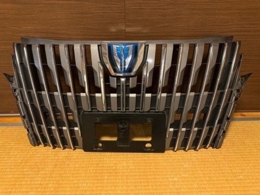 お値引き歓迎⭐︎80エスクワイア純正外しグリル
