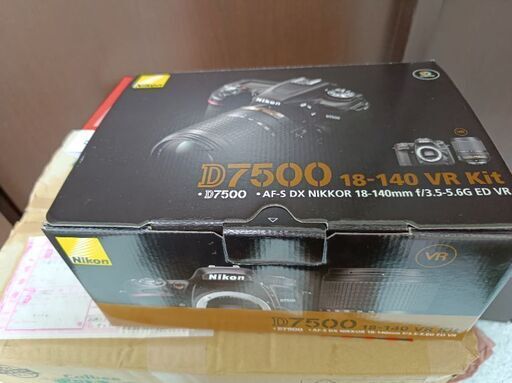 Nikon ( ニコン ) D7500 新品未使用品