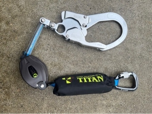 ハーネス用　タイタン小型軽量ロック