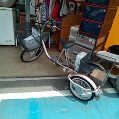 電動自転車　電動アシスト三輪自転車ラクッカル