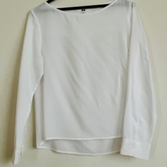 レディーストップス1つ400円〜　ユニクロS.Mサイズ(春、夏、秋用)の画像