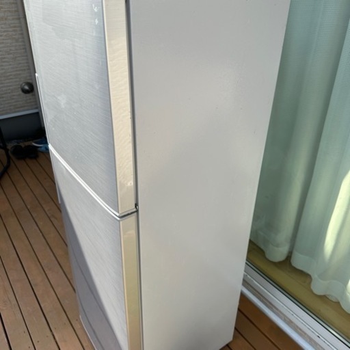 2017年製 シャープ 冷凍冷蔵庫 225L シルバー