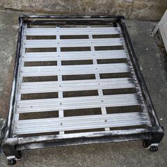 ジムニー用のルーフキャリア（JA11に付いていたもの）