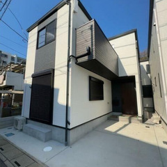4LDK築浅戸建て　仲介手数料無料+商品券3万円プレゼント！　敷...