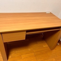 デスク　机　の画像