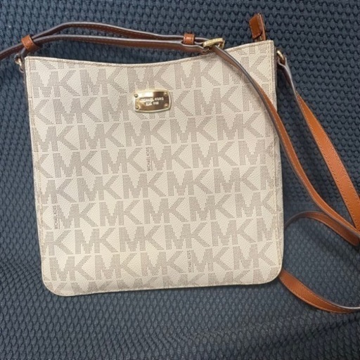 【最終価格】マイケルコース　MICHAEL KORS モノグラム　ショルダーバッグ　ブランドバッグ　 斜め掛け　靴/バッグ バッグ ショルダーバッグ