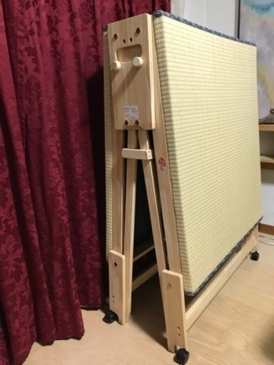 折りたたみベッド　畳