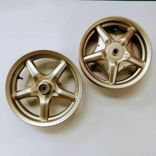 シグナスX 1型 2型 3型 ◇ 純正 アルミホイール 前後セット◇ 新車外し 美品 ◇ シャンパンゴールド ◇