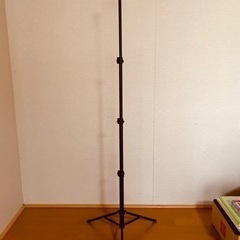 超軽量　スタンド付き一脚（三脚）　スマホアダプター付き　ケース付き　ビデオカメラの画像