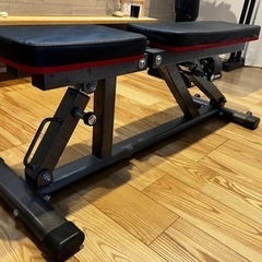 トレーニングベンチ