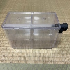 産卵箱DX(L) グッピー ベタ 稚魚 中古品の画像