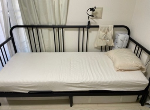 IKEA FYRESDAL フィーレスダル　マットレス付き、ソファーベッド、寝具