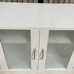 【無料】ホワイトなキャビネットの画像