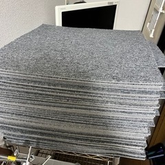 　【終了】決定しました！タイルカーペット　50✖️50 家具 カ...