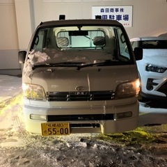 交換歓迎　ダイハツハイゼットトラック　5MT 4WD 美車