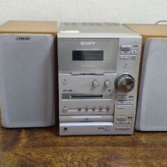 CDデッキとDVDプレーヤー