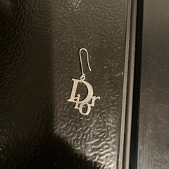 片耳のみDIORピアス